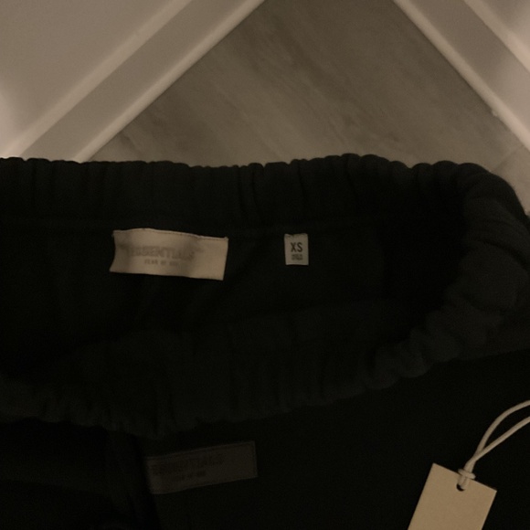 Fear of God Stretch Limo Shorts - Picture 3 of 5